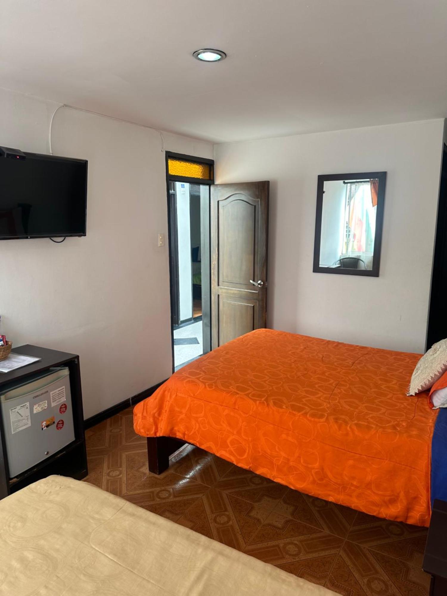 Hotel Royal Suite Manizales Buitenkant foto