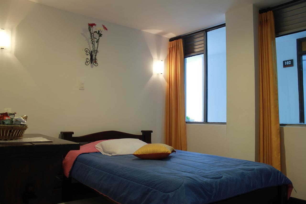 Hotel Royal Suite Manizales Buitenkant foto