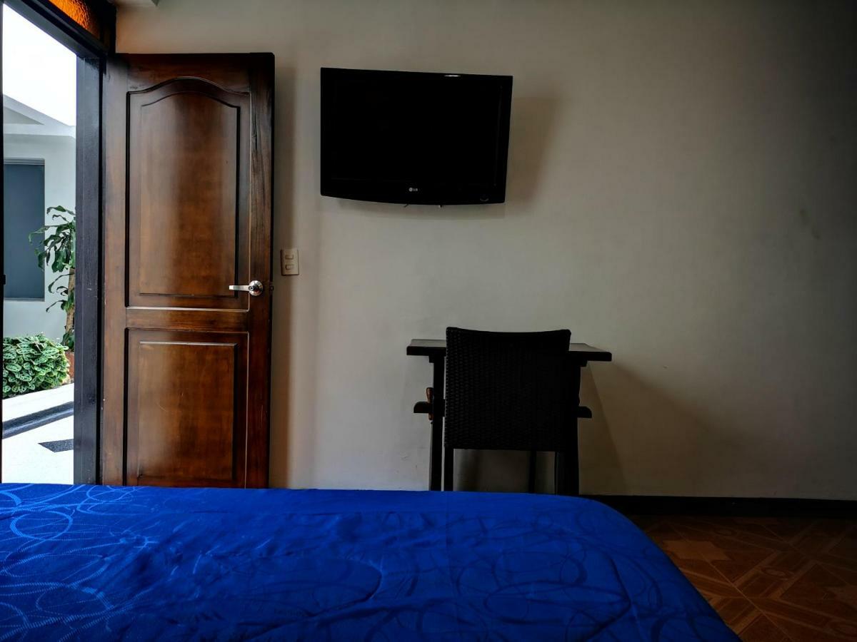 Hotel Royal Suite Manizales Buitenkant foto